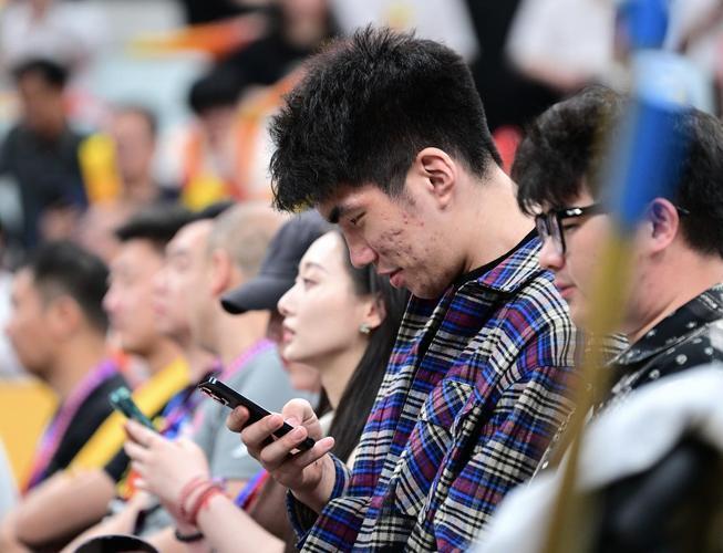 NBA合同, 刘泽一都能, 又诧异 NBA合同, 刘泽一都能, 又诧异